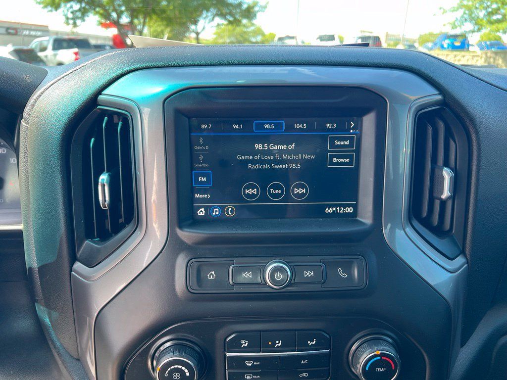 Used 2019 Chevrolet Silverado 1500 Custom Trail Boss w/ Custom Convenience Package AWD/4WD image 32