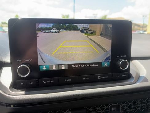 Used 2025 Honda Accord SE image 16