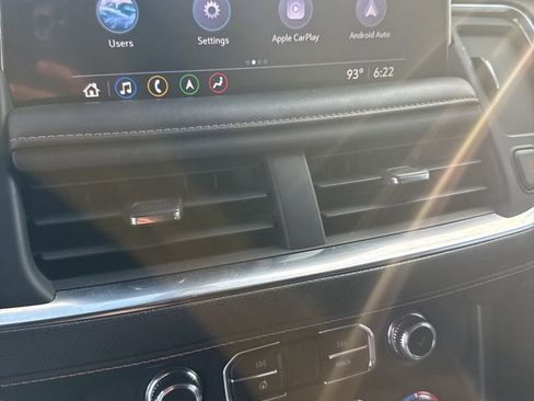 Used 2021 GMC Yukon AT4 w/ Rear Media and Nav Package AWD/4WD image 10