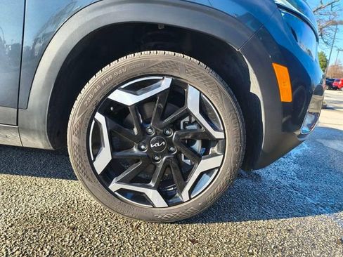 Certified 2024 Kia Seltos SX w/ SX Sunroof Package image 33