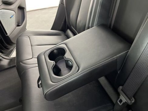 Used 2023 Jeep Grand Cherokee Overland image 48