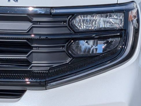 New 2026 Ford Expedition Active AWD/4WD image 13