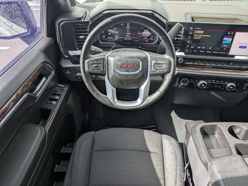 Used 2024 GMC Sierra 1500 Elevation AWD/4WD image 15