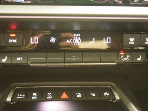 New 2025 Audi A3 2.0T Premium Plus w/ Premium Plus Package image 13