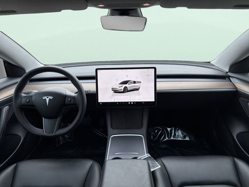 Used 2023 Tesla Model 3 Standard Range RWD image 24