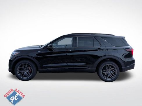 New 2026 Ford Explorer ST-Line AWD/4WD image 4