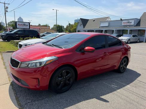 Used 2018 Kia Forte S FWD image 1