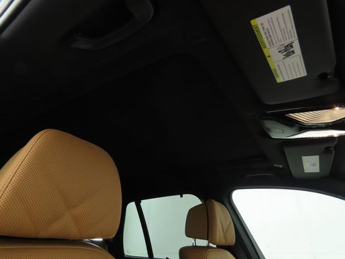 Used 2026 BMW X5 xDrive40i w/ Premium Package image 21