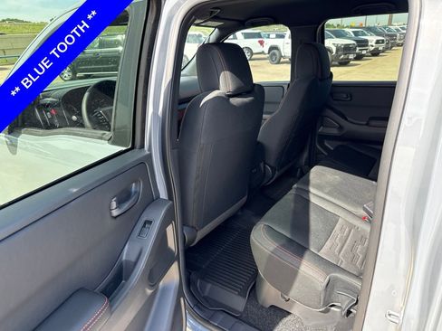 Used 2026 Nissan Frontier PRO-4X w/ Tow Package AWD/4WD image 7