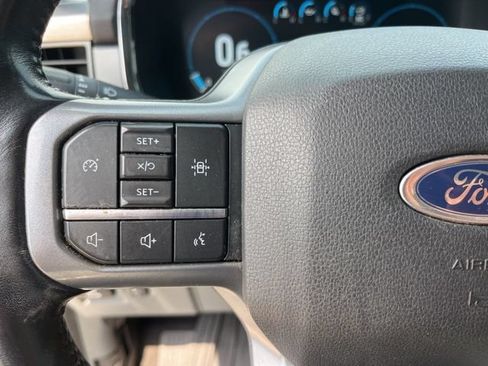 Used 2023 Ford F150 Lariat RWD image 18
