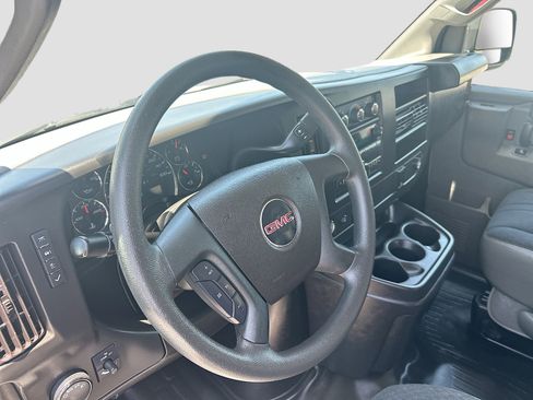Used 2023 GMC Savana 2500 w/ Driver Convenience Package RWD image 9