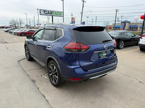 Used 2018 Nissan Rogue SL w/ Premium Package image 8