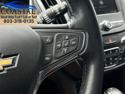 Used 2019 Chevrolet Equinox LT FWD image 31