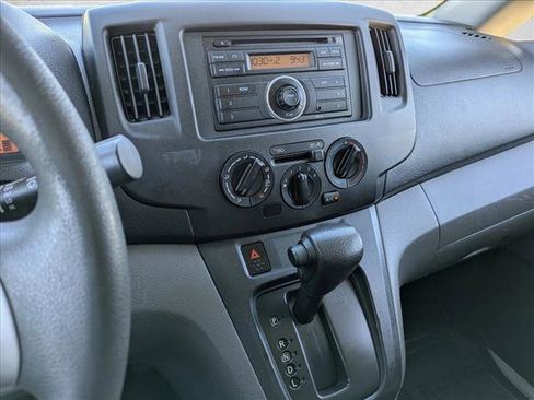 Used 2014 Nissan NV200 S image 15