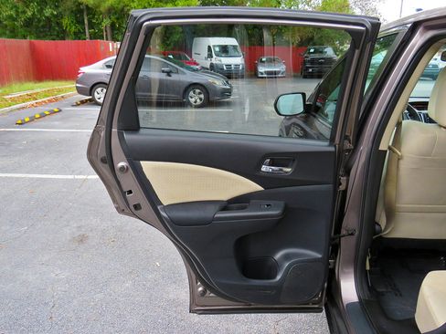 Used 2016 Honda CR-V EX image 15