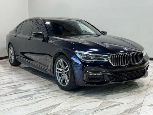 Used 2018 BMW 750i xDrive image 4