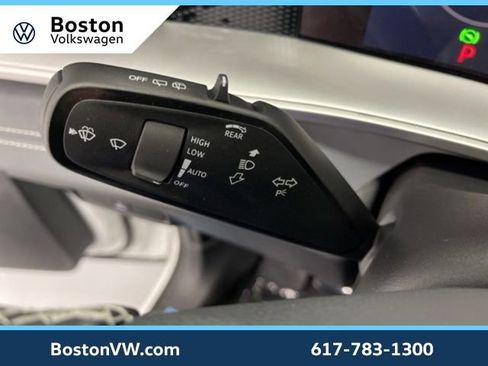 New 2026 Volkswagen Tiguan SE image 19