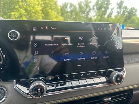 New 2026 Chevrolet Colorado ZR2 w/ Technology Package AWD/4WD image 24