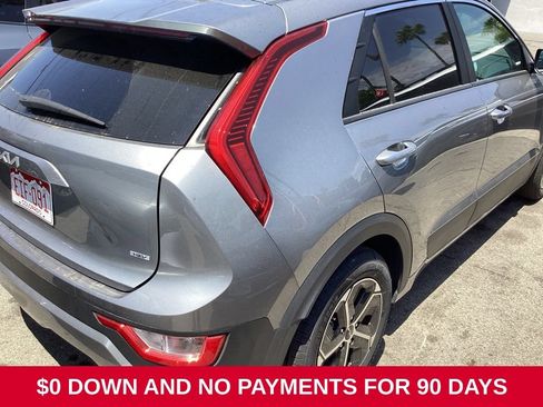 Used 2025 Kia Niro LX FWD image 4