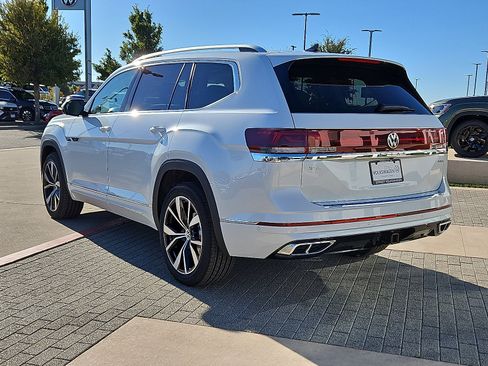 New 2026 Volkswagen Atlas SEL Premium R-Line image 2