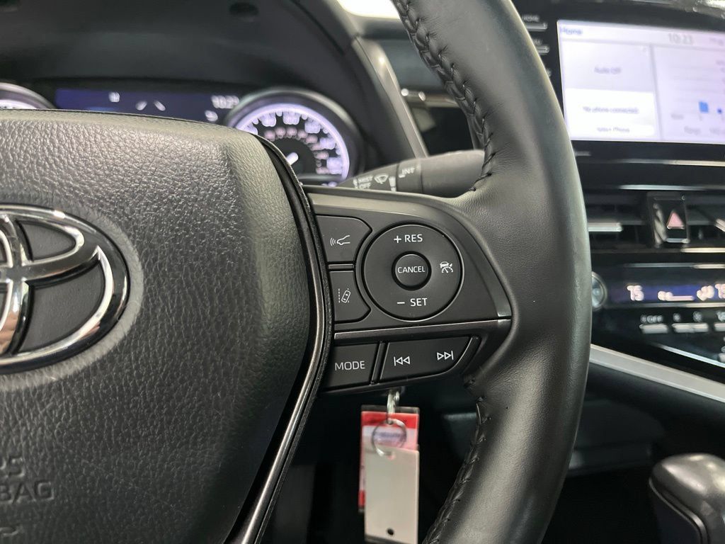 Used 2024 Toyota Camry SE AWD/4WD image 7