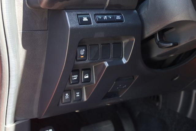 Used 2025 Nissan Frontier PRO-4X w/ Interior Protection Package AWD/4WD image 13