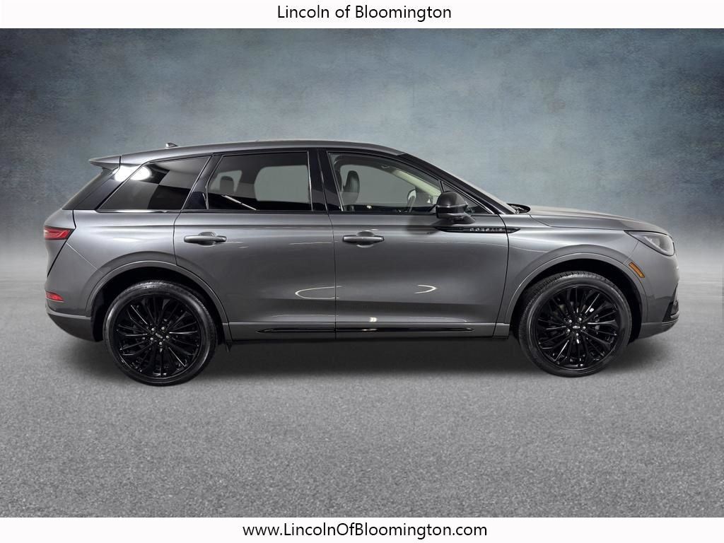 Used 2023 Lincoln Corsair AWD w/ Equipment Group 101A image 8