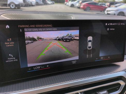 Certified 2022 BMW i4 eDrive40 w/ M Sport Package RWD image 32