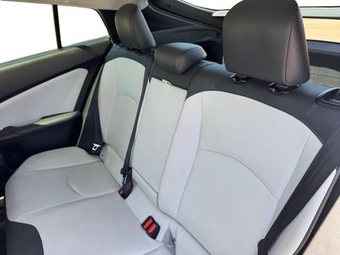 Used 2016 Toyota Prius Three Touring FWD image 16