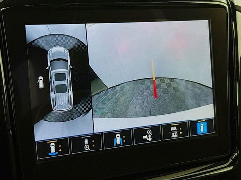 Certified 2023 Chevrolet Traverse Premier image 16