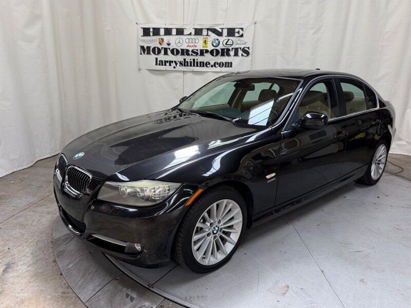 Used 2011 BMW 335i xDrive Sedan AWD/4WD image 4