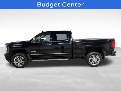 Used 2016 Chevrolet Silverado 2500 High Country w/ Duramax Plus Package AWD/4WD image 5