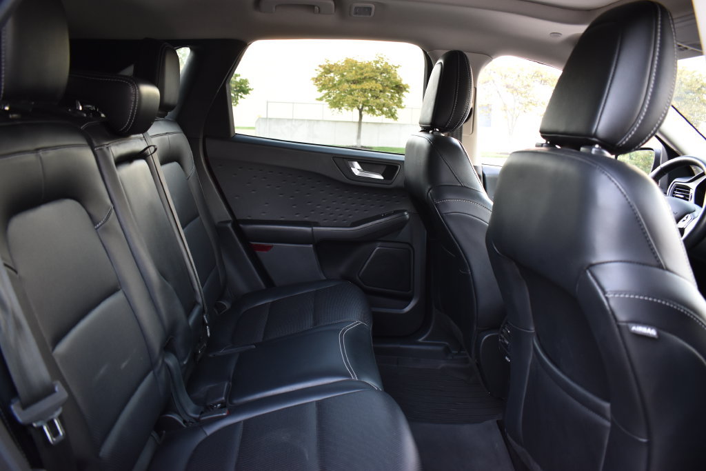 Used 2020 Ford Escape SE Sport AWD/4WD image 13