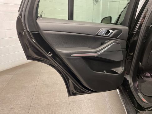 Used 2022 BMW X5 sDrive40i w/ Parking Assistance Package image 24