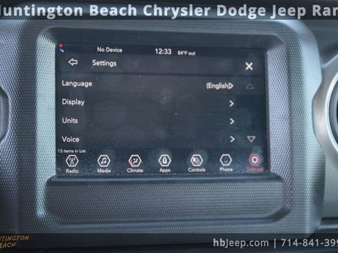 Used 2023 Jeep Wrangler Sport image 27