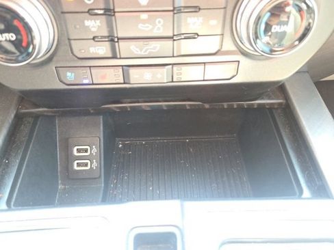 Used 2019 Ford F150 Limited AWD/4WD image 33