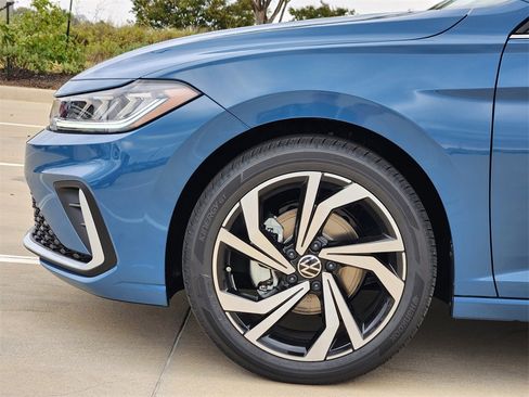 New 2026 Volkswagen Jetta SEL image 5