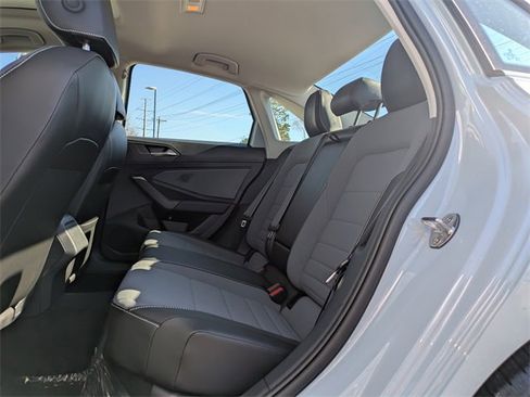 New 2026 Volkswagen Jetta SE image 15
