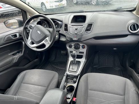 Used 2014 Ford Fiesta SE FWD image 34