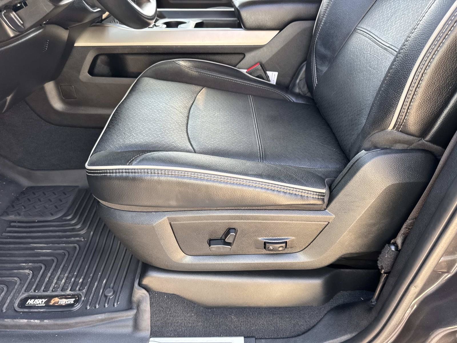 Used 2022 RAM 2500 Laramie w/ Protection Group AWD/4WD image 16