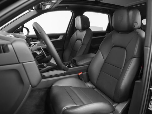 New 2026 Porsche Cayenne S image 47