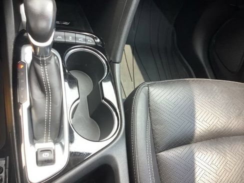 Used 2021 Buick Encore GX Essence w/ Advanced Technology Package FWD image 34