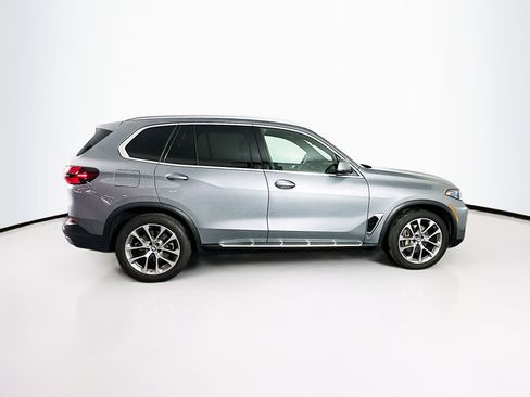 Used 2024 BMW X5 sDrive40i image 10