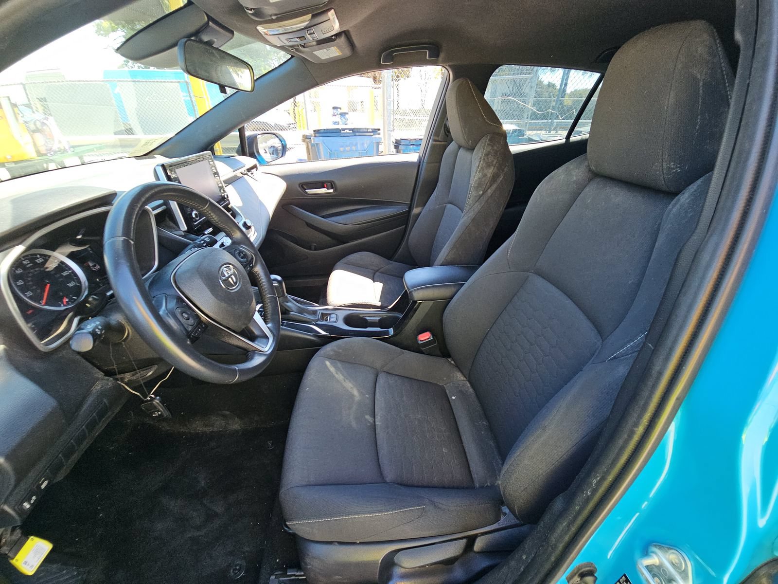 Used 2021 Toyota Corolla SE w/ Carpet Mat Package (TMS) FWD image 6
