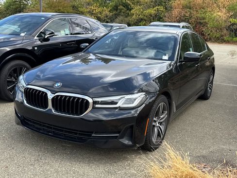 Used 2021 BMW 530i xDrive w/ Premium Package AWD/4WD image 1