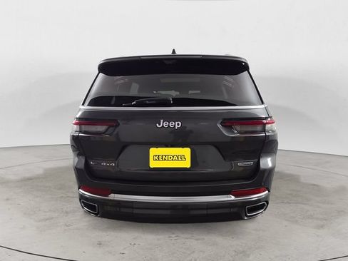 Used 2022 Jeep Grand Cherokee L Summit w/ Advanced Protech Group IV AWD/4WD image 4