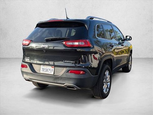 Used 2016 Jeep Cherokee Limited w/ Luxury Group image 5