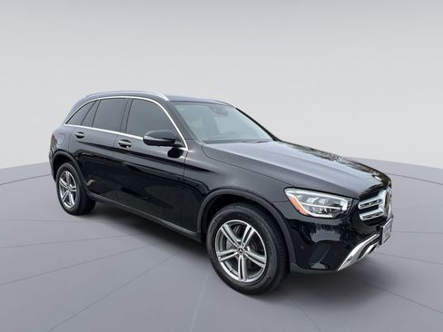 Used 2021 Mercedes-Benz GLC 300 4MATIC image 7