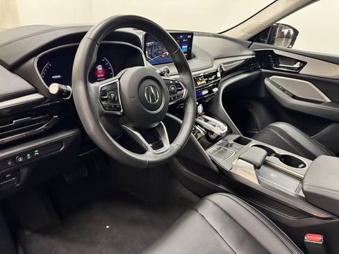 Used 2023 Acura MDX SH-AWD w/ Technology Package image 16