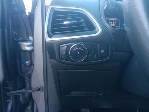 Used 2022 Ford Edge SEL image 24